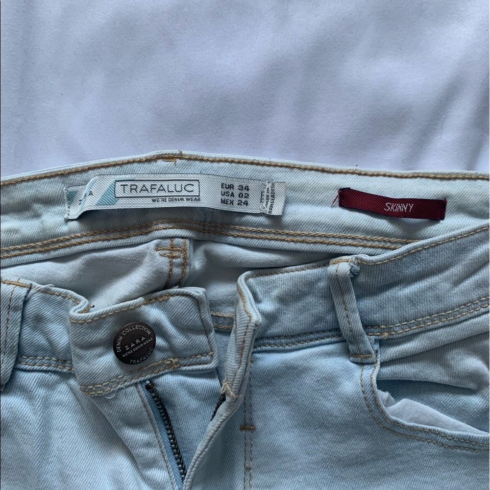 Light wash Zara skinny jeans